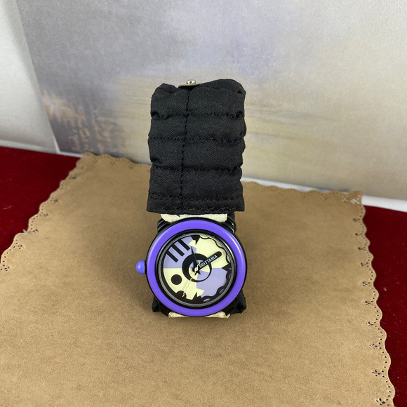 Vintage Brittania Watch Purple Bezel Yellow Black main image 4